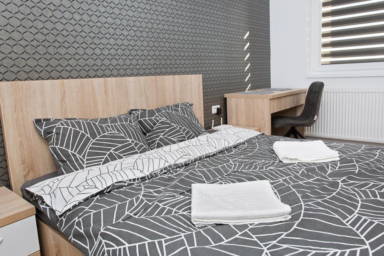 Panoramic Studio Oradea Extérieur photo